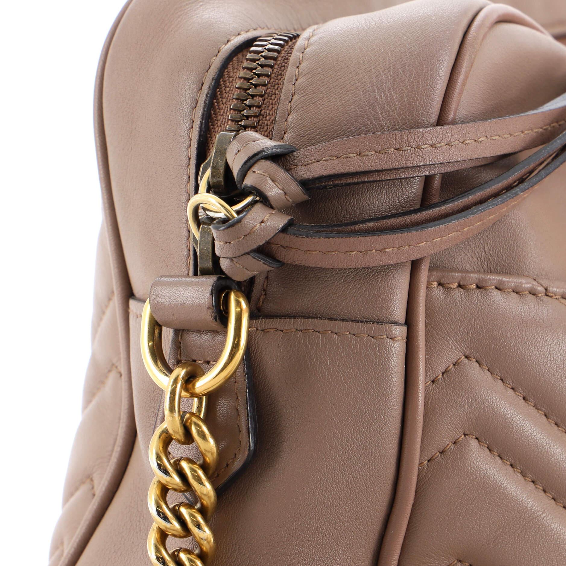 Gucci GG Marmont Shoulder Bag Matelasse Leather Medium For Sale 4