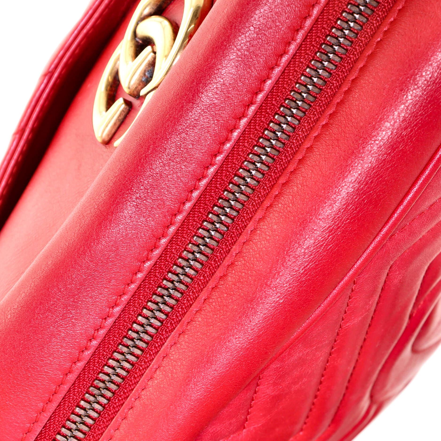 Gucci GG Marmont Shoulder Bag Matelasse Leather Medium 1
