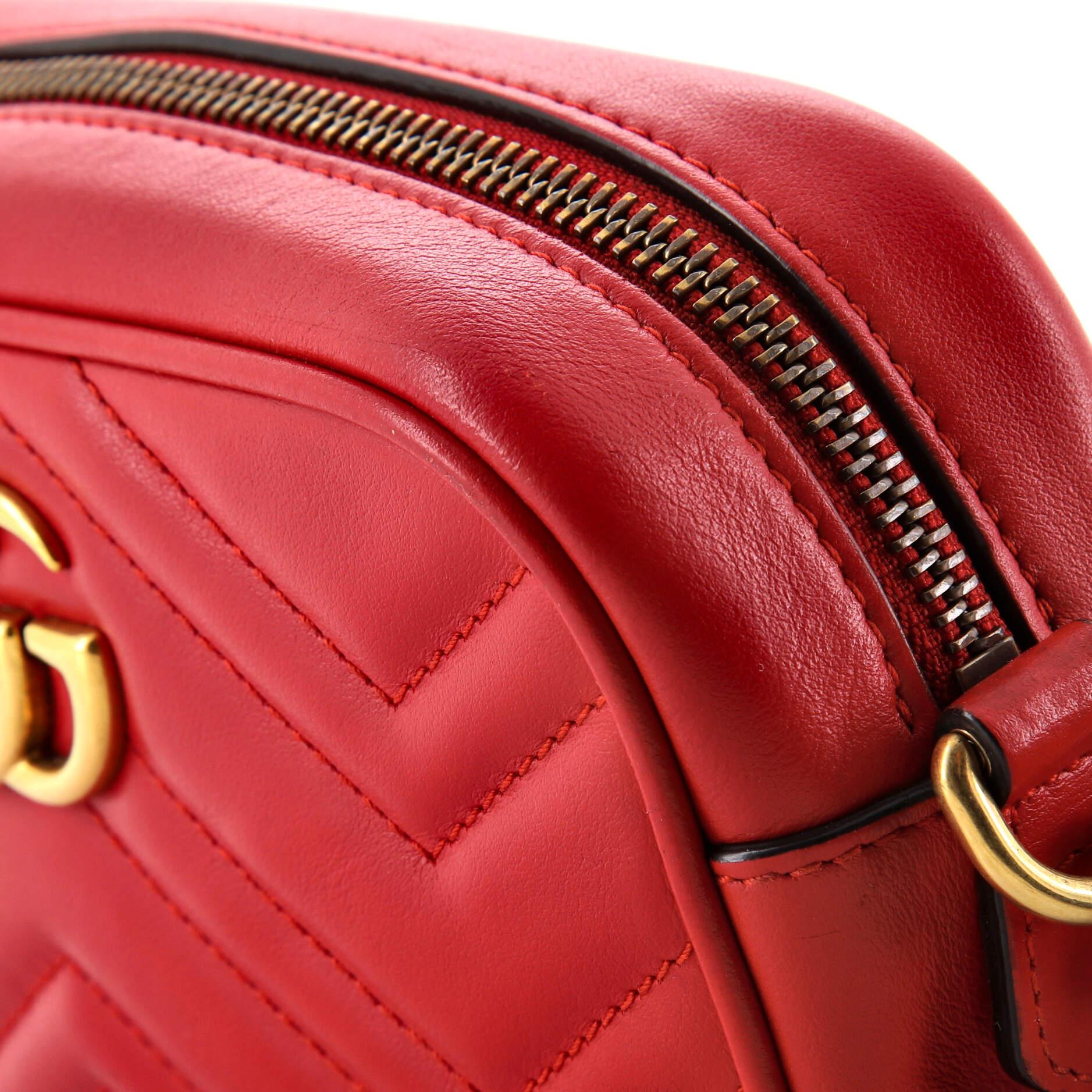 Gucci GG Marmont Shoulder Bag Matelasse Leather Mini For Sale 2