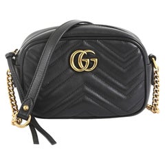 Gucci GG Marmont Shoulder Bag Matelasse Leather Mini Gucci GG Marmont Shoulder Bag Matelasse Leather Mini
