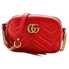 Gucci GG Sac à bandoulière Marmont Mini en cuir matelassé