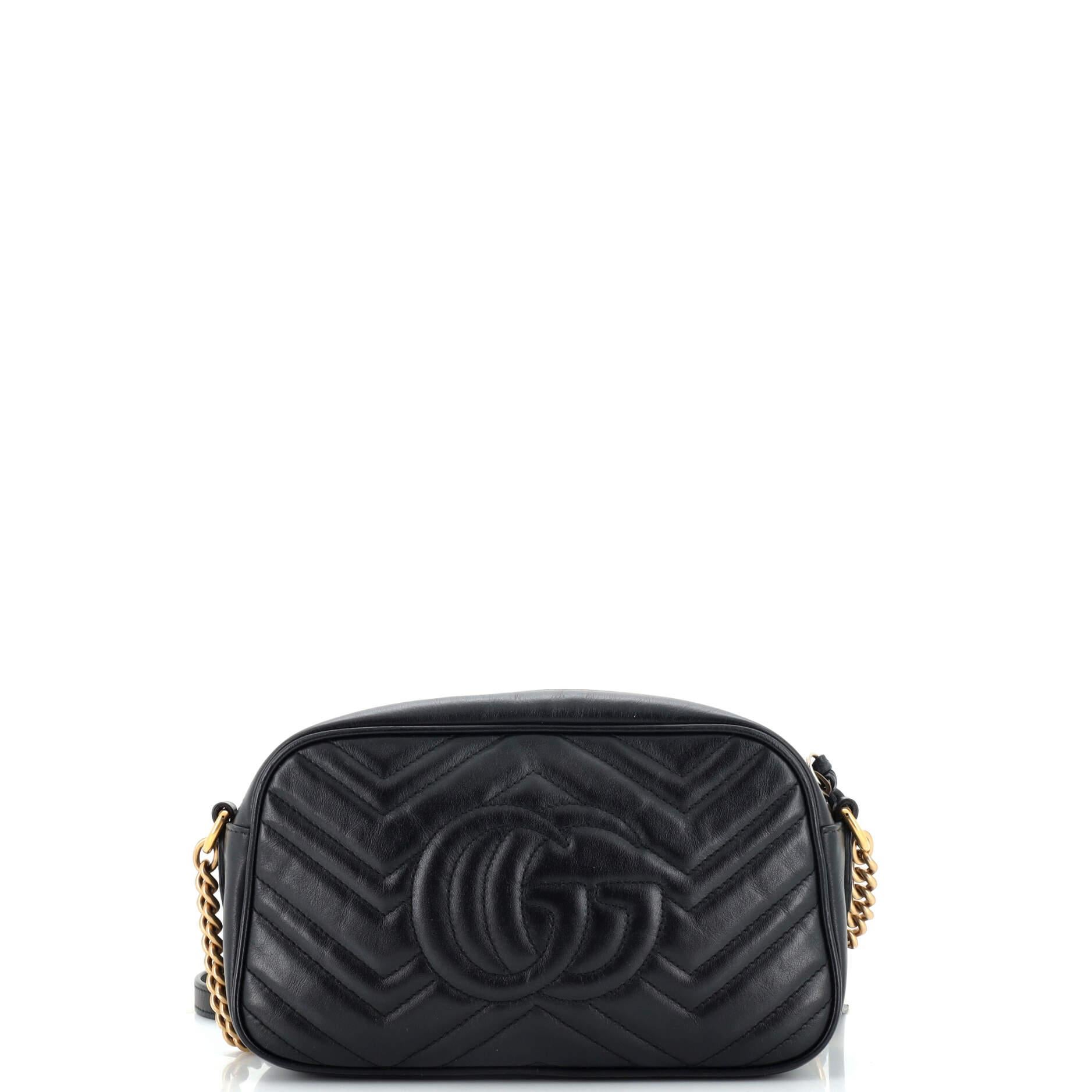 Gucci GG Marmont Shoulder Bag Matelasse Leather Small In Good Condition For Sale In NY, NY