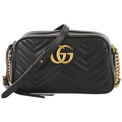 Gucci GG Marmont Shoulder Bag Matelasse Leather Small Gucci GG Marmont Shoulder Bag Matelasse Leather Small