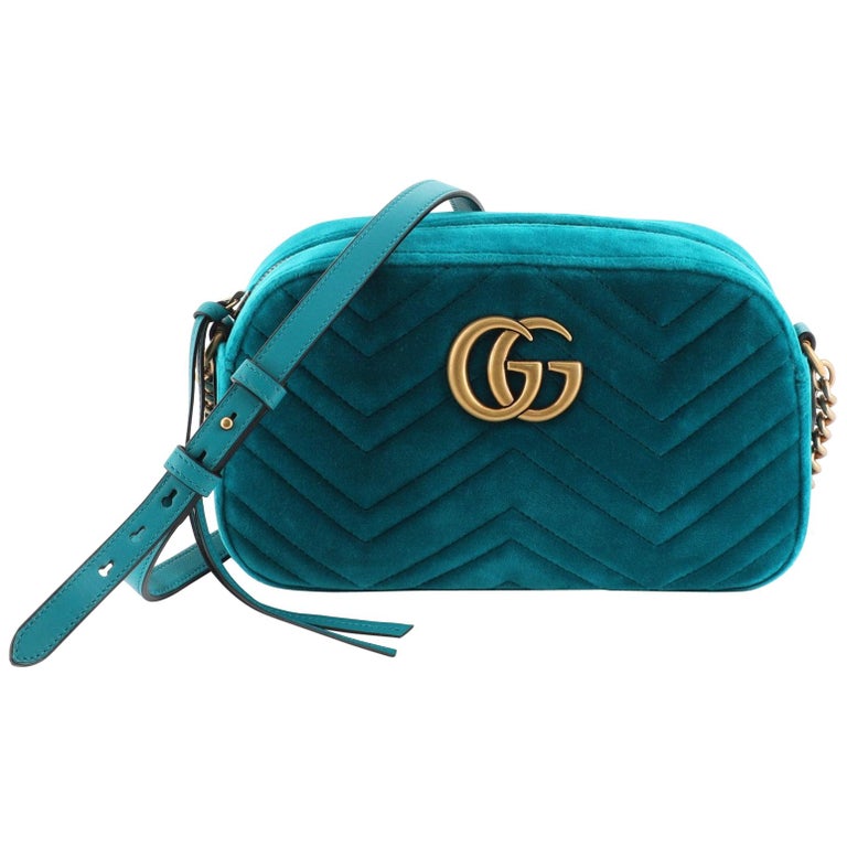 Gucci GG Marmont Shoulder Bag Matelasse Velvet Small For Sale at 1stdibs
