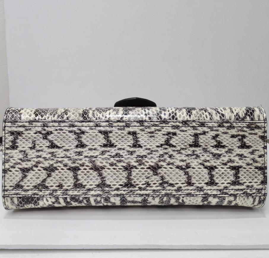 Petit sac à main Gucci GG Marmont en peau de serpent perlée avec poignée supérieure en vente 3