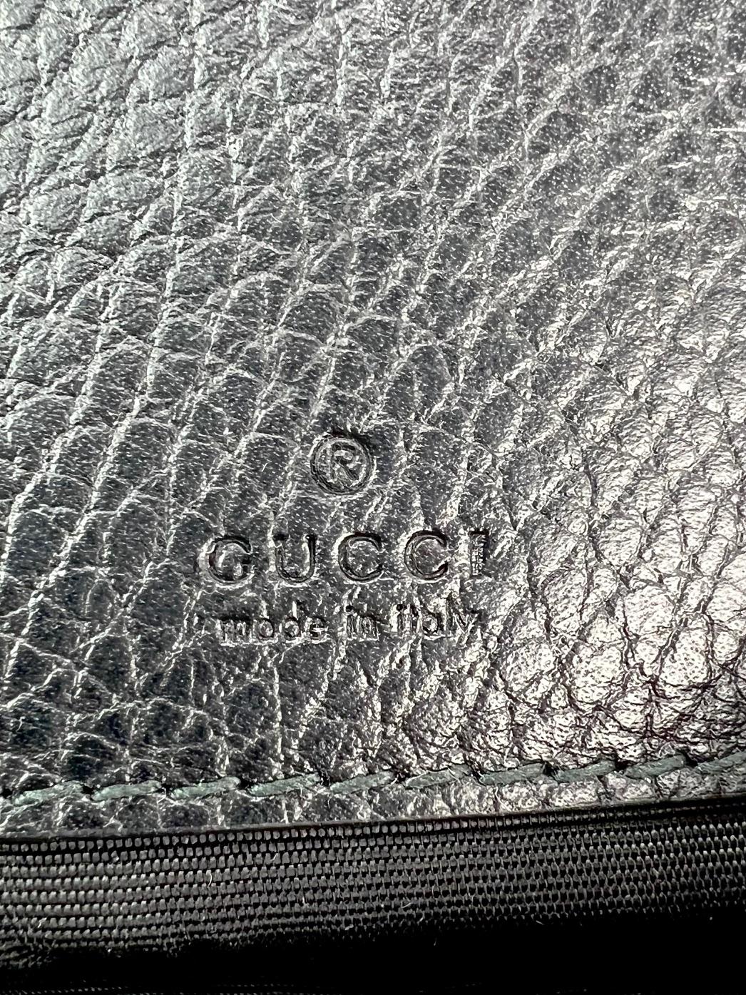 Bolso Crossbody Gucci GG Marmont Super Mini falta de piel de becerro en venta 2