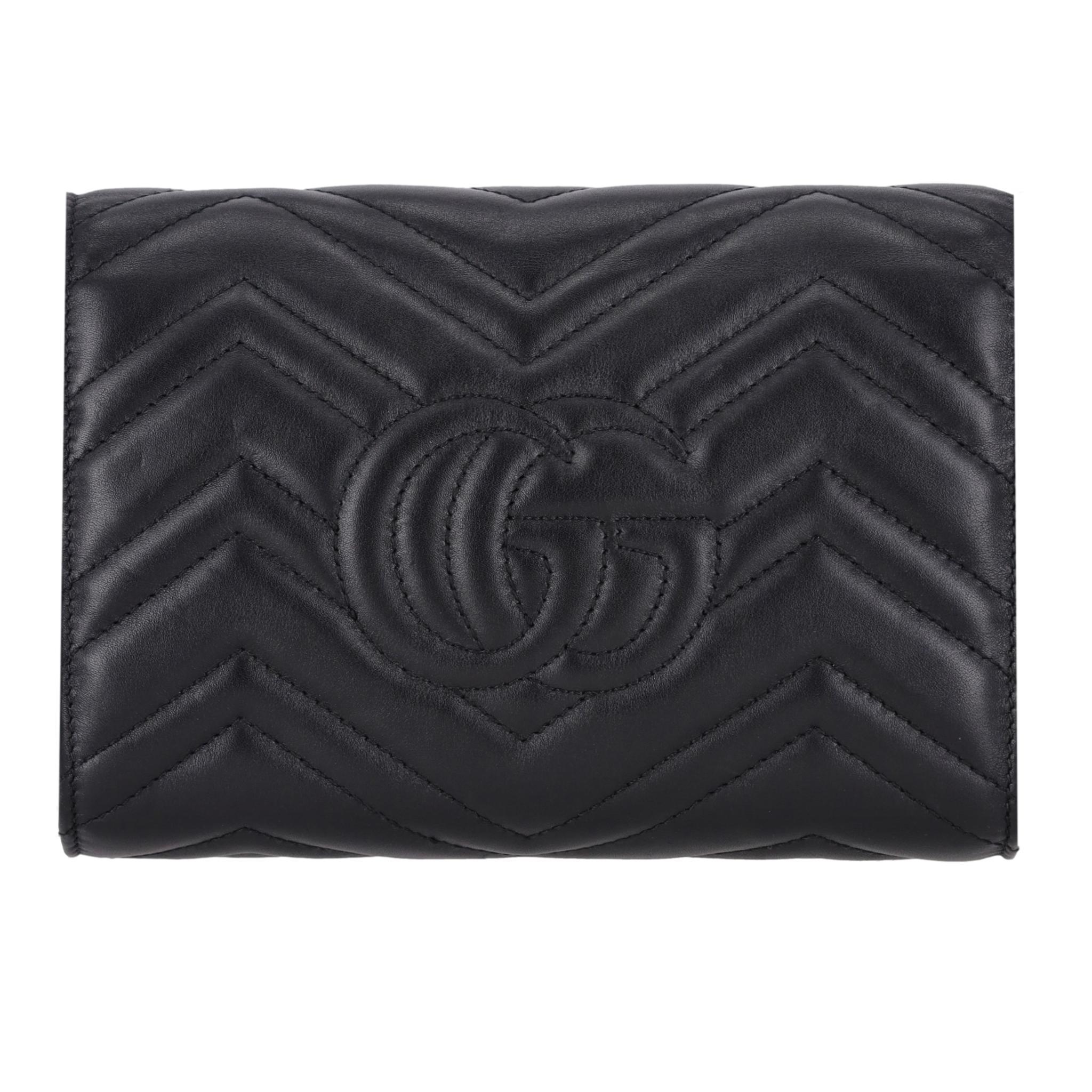 Gucci GG Marmont Super Mini Leather Bag In Excellent Condition For Sale In London, GB