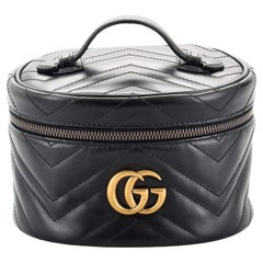 Gucci GG Marmont Top Handle Kosmetiktasche Matelasse Leder Mini