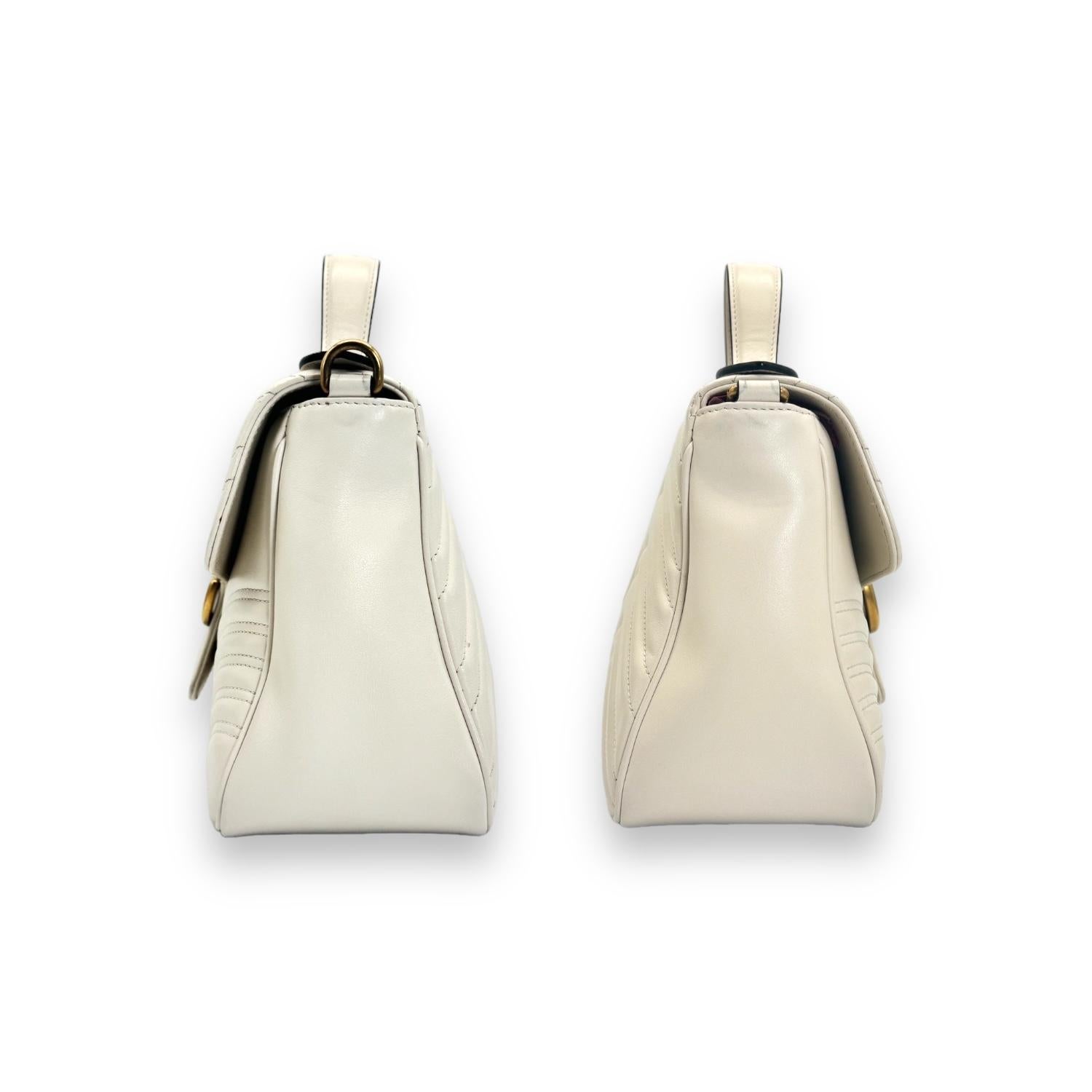 Beige Petit sac à bandoulière Gucci GG Marmont à poignée supérieure