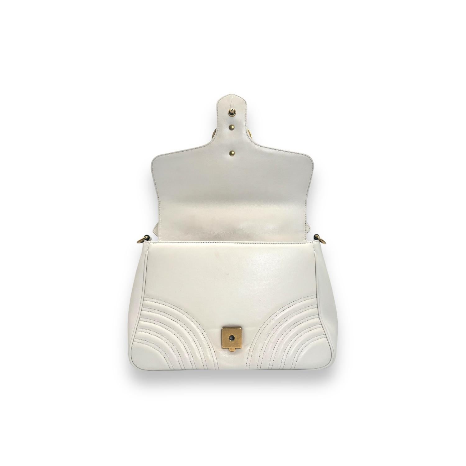  Petit sac à bandoulière Gucci GG Marmont à poignée supérieure Pour femmes 