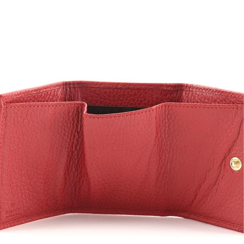 Gucci GG Marmont Trifold Wallet Leather Compact In Good Condition In NY, NY