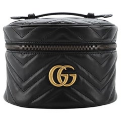 Gucci GG Marmont Vanity Vanity Sac à dos en cuir matelassé Mini
