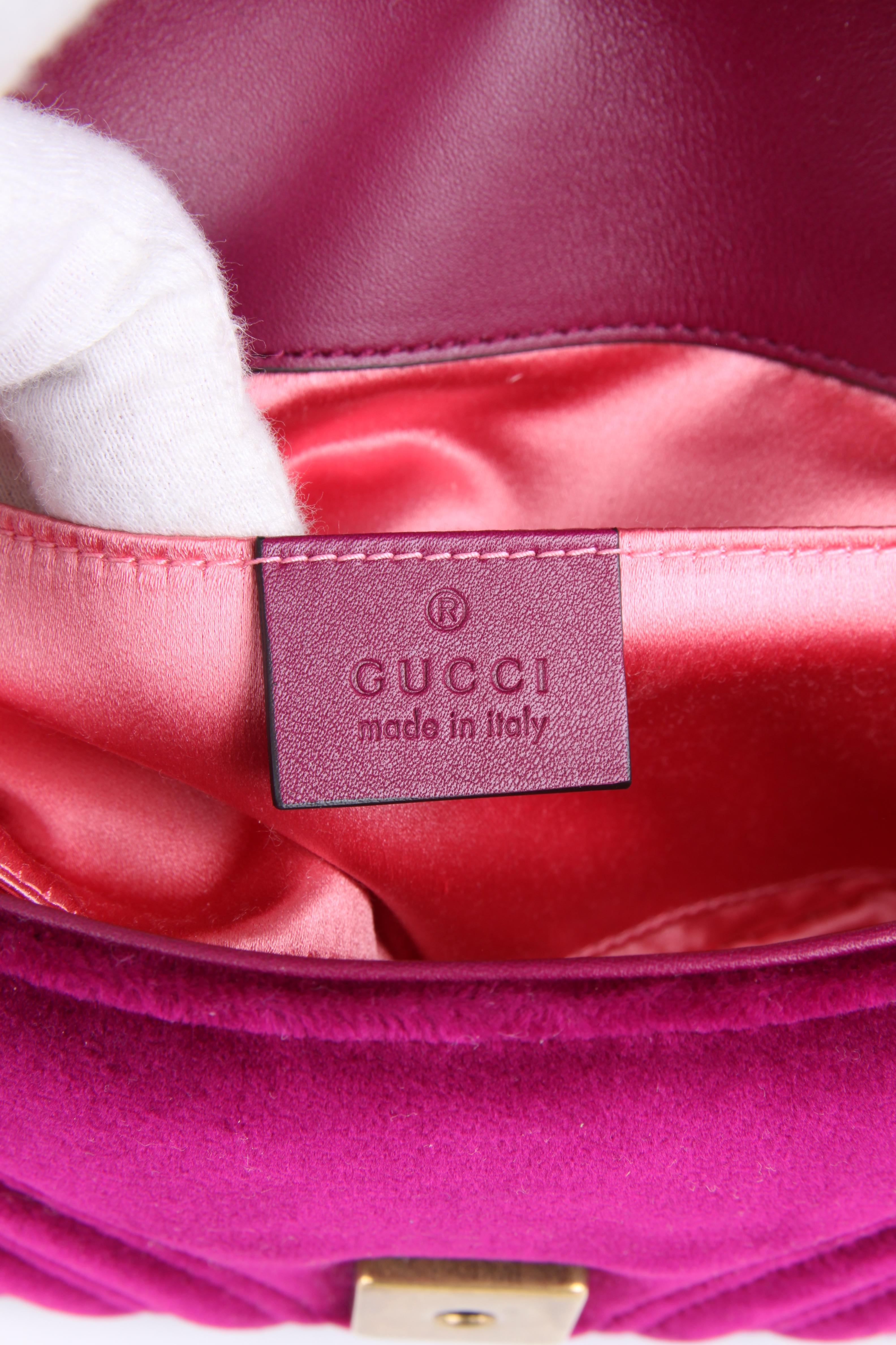 Gucci GG Marmont Velvet Shoulder Bag in Fuchsia 1