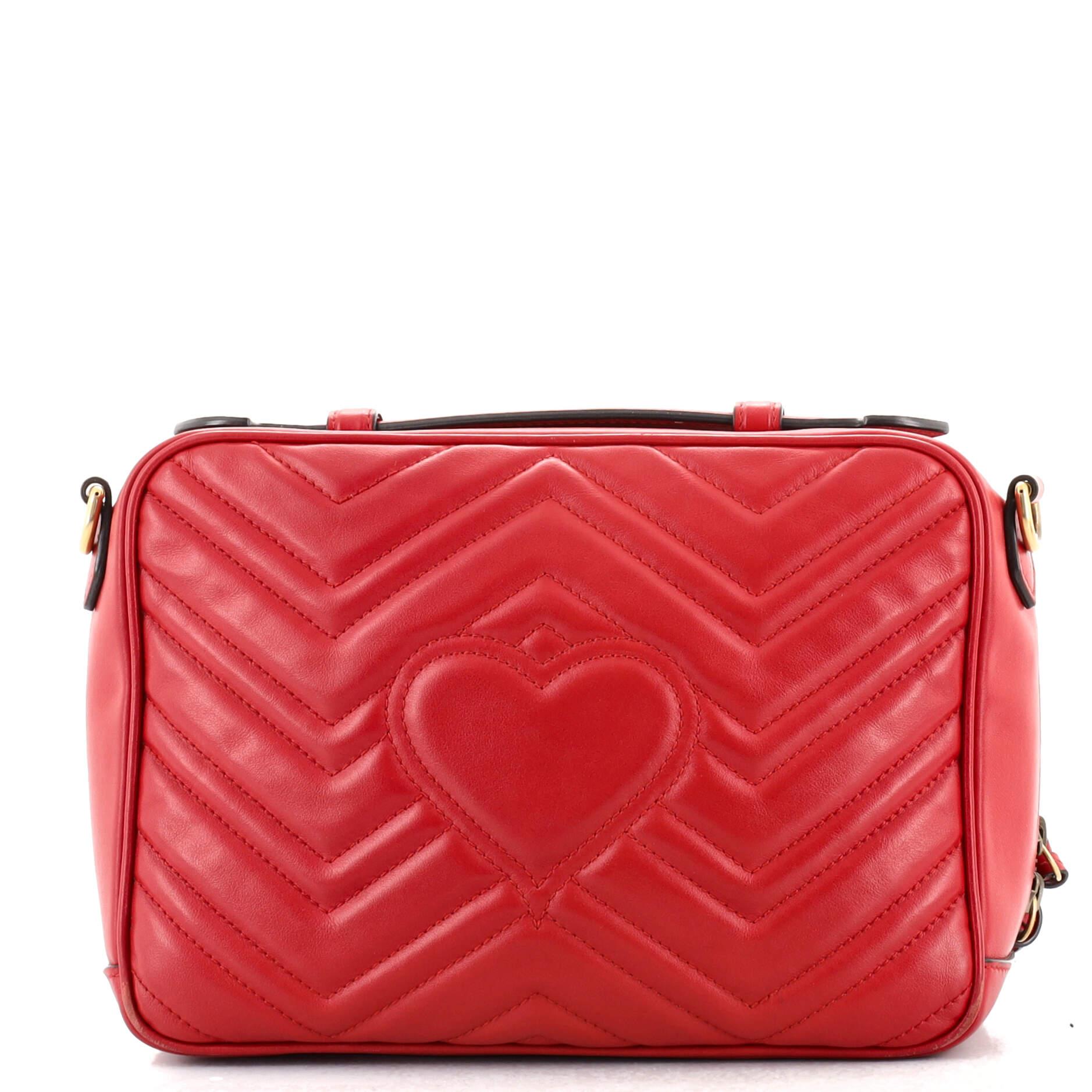 gucci sling bag red