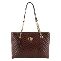 Gucci GG Marmont Zip Tote Matelasse Pitón Mediana