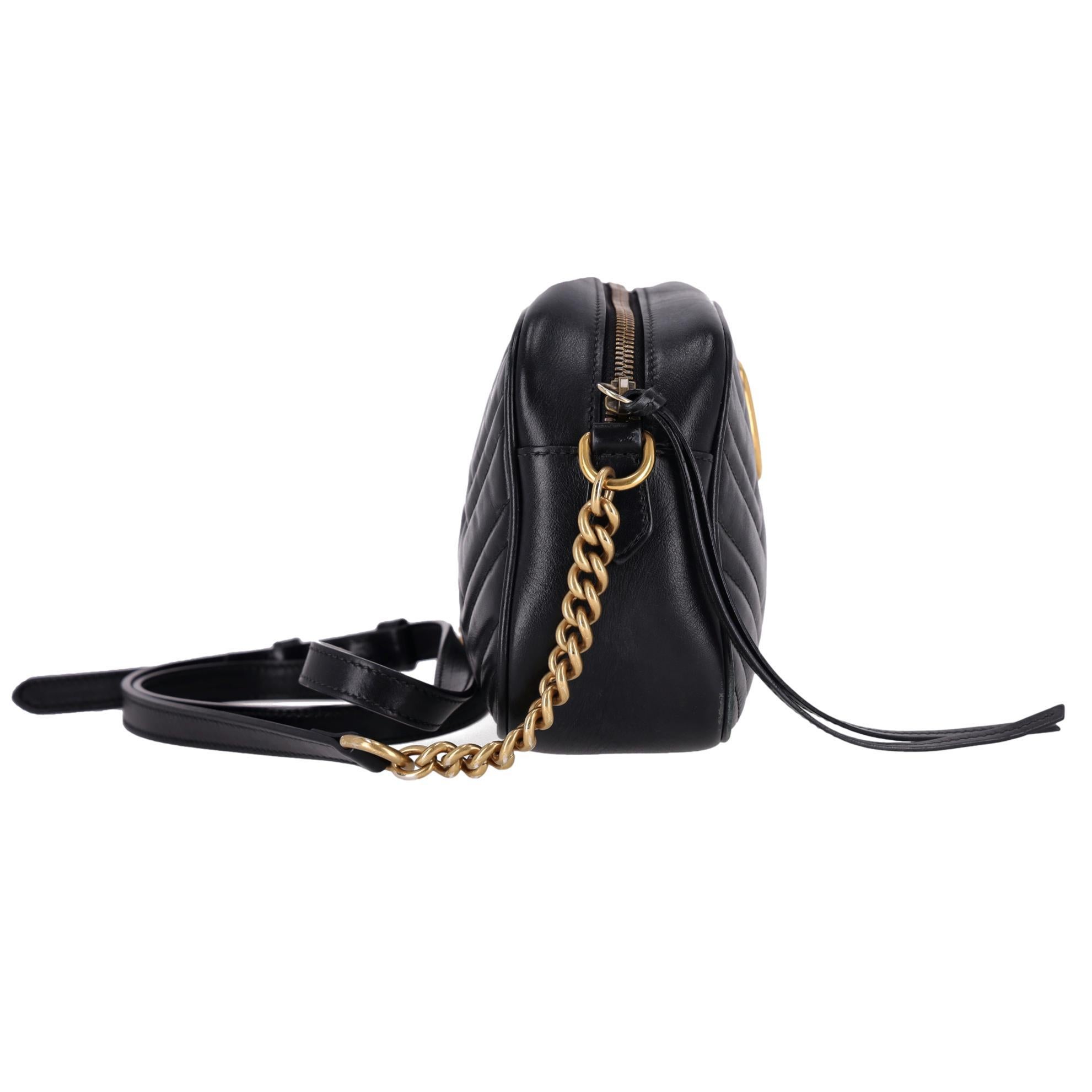 Noir Gucci GG Marmot Matelasse Leather Mini Camera Bag en vente