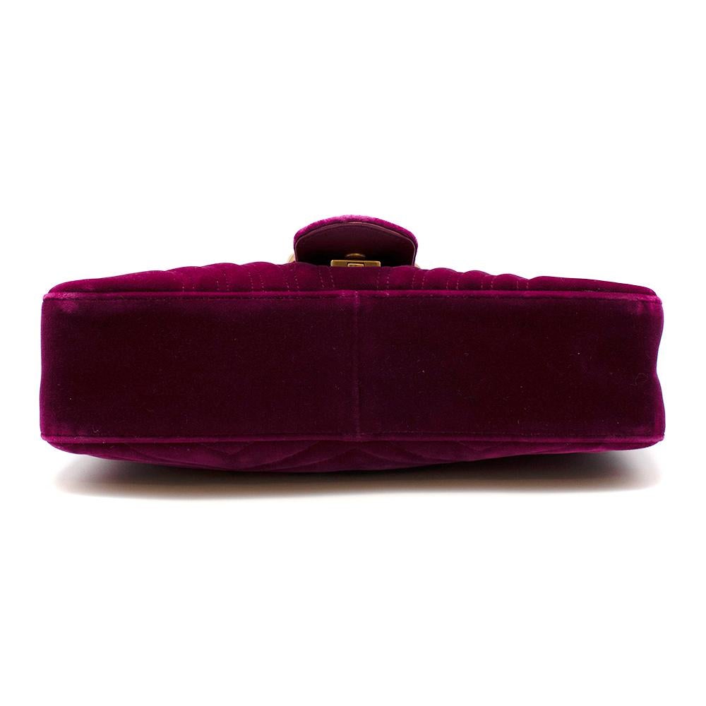 Gucci GG Marmount Purple Velvet Shoulder Bag In New Condition In London, GB
