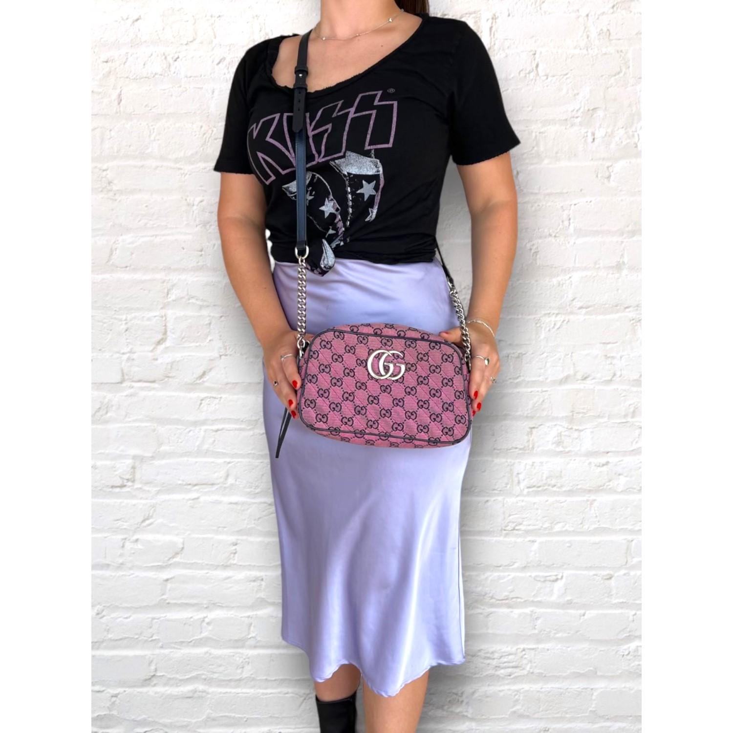 GUCCI Monogram Matelasse Diagonal Small GG Marmont Chain Shoulder Bag in Pink and Blue. This stylish shoulder bag is crafted of pink Gucci monogram with blue leather trim and features a blue leather and silver chain link adjustable shoulder strap