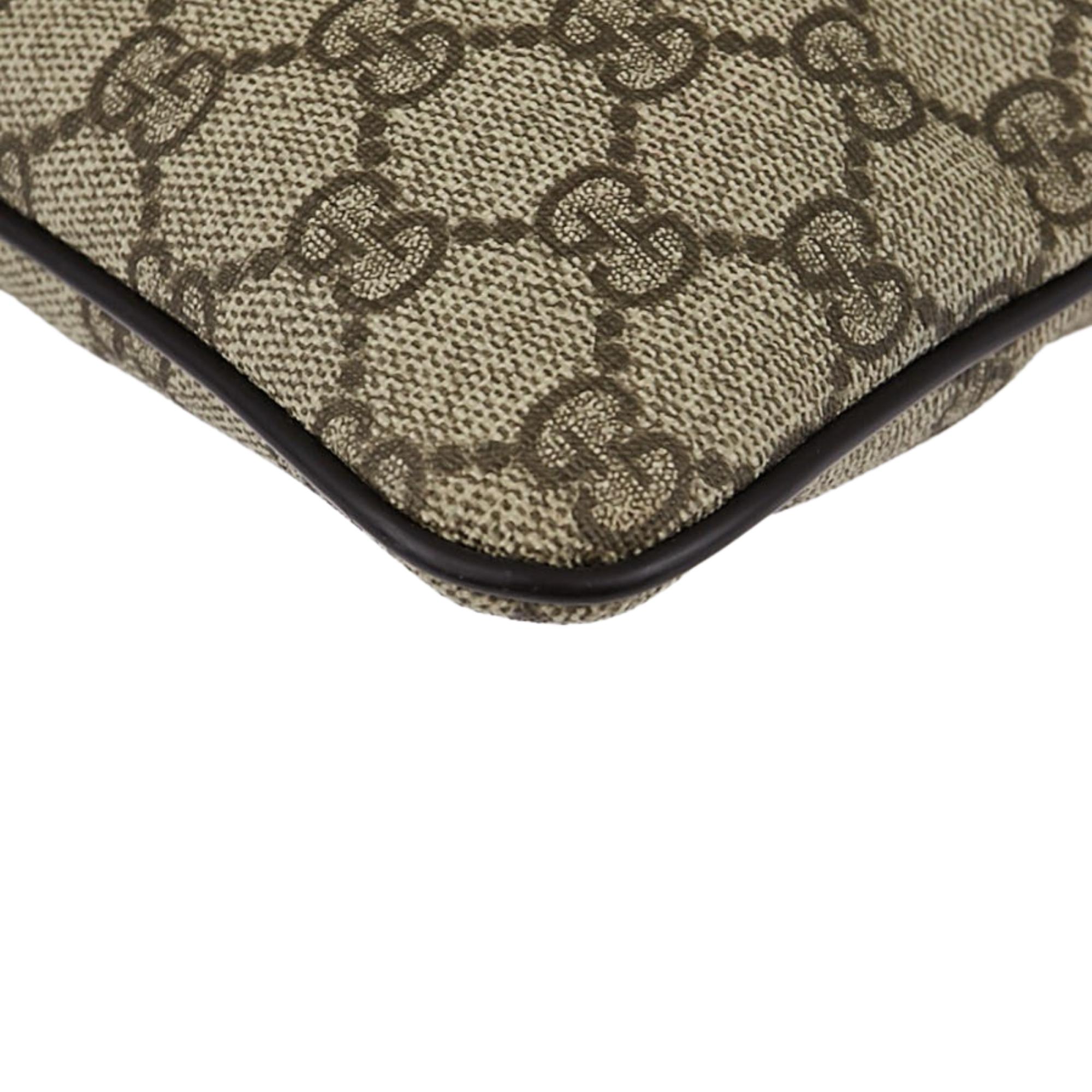 Gucci GG Monogram Beige/Ebony Canvas Messenger Bag (Braun)