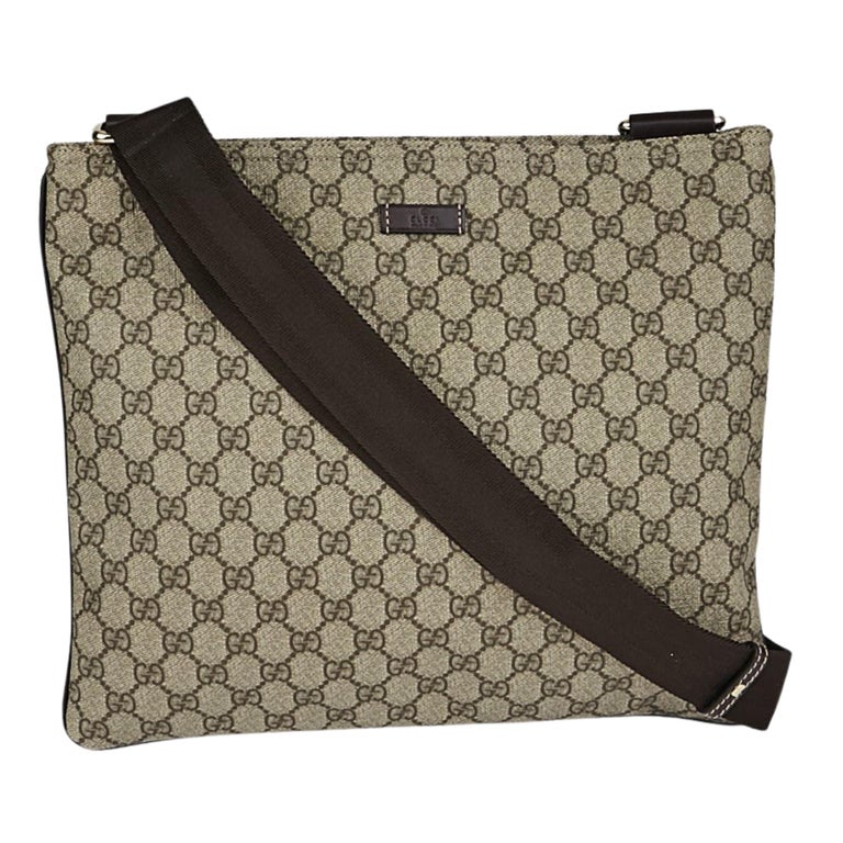 konjugat Stolt junk Gucci GG Monogram Beige/Ebony Canvas Messenger Bag For Sale at 1stDibs