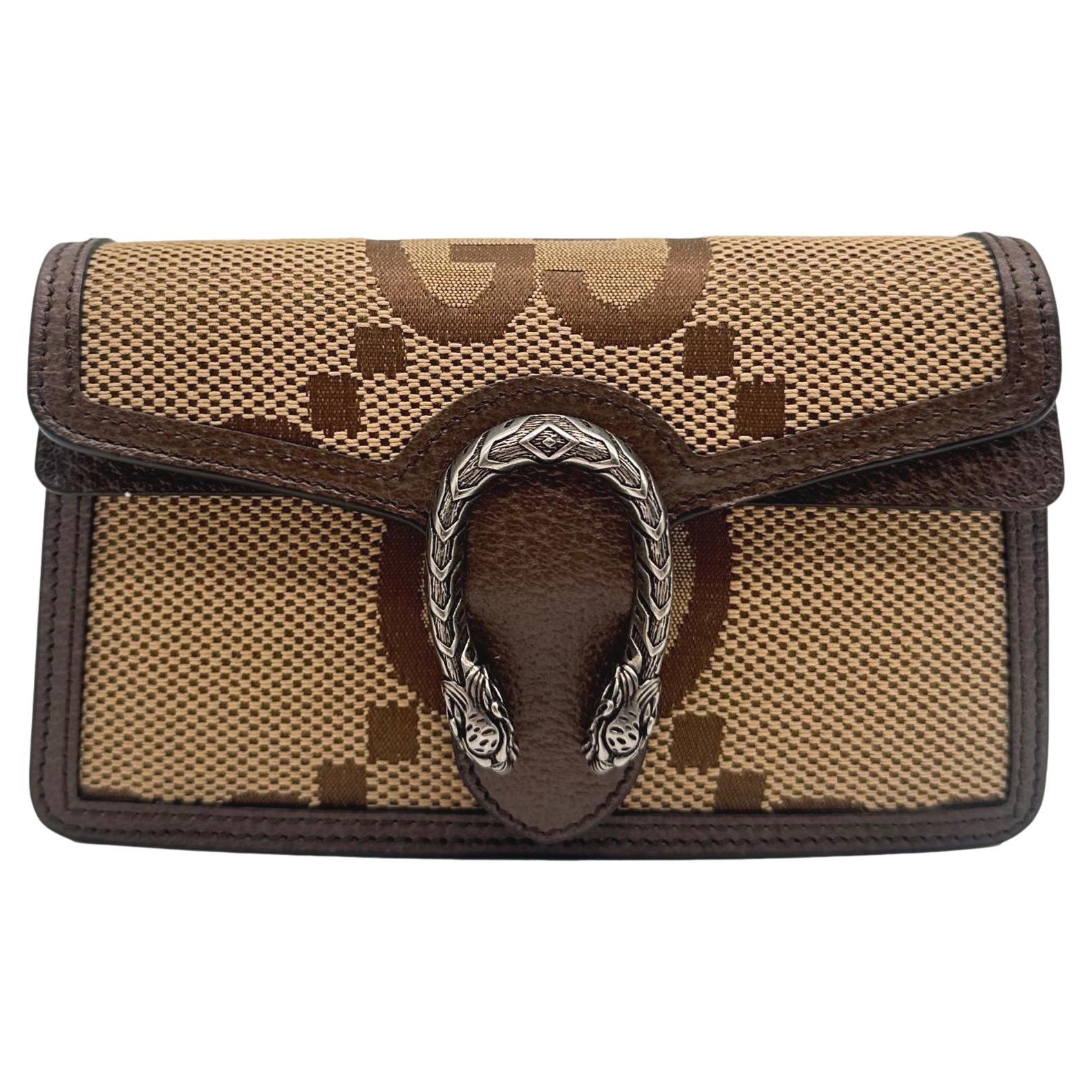 Gucci GG Marmont Leather Super Mini Crossbody Bag For Sale at 1stDibs