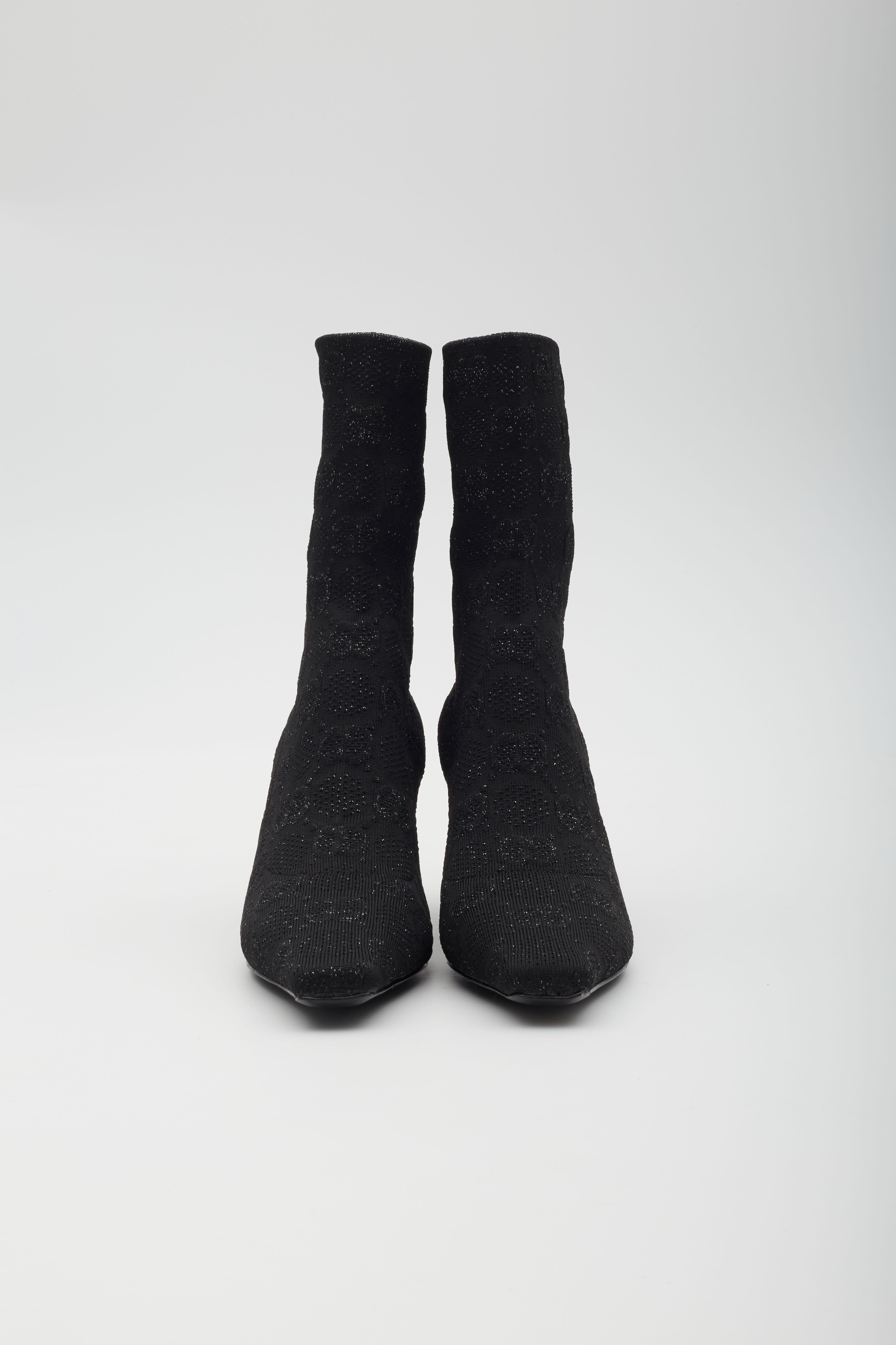 Gucci GG Monogram Kint Black Sock Boot Heels Black  EU 41 In Excellent Condition For Sale In Montreal, Quebec