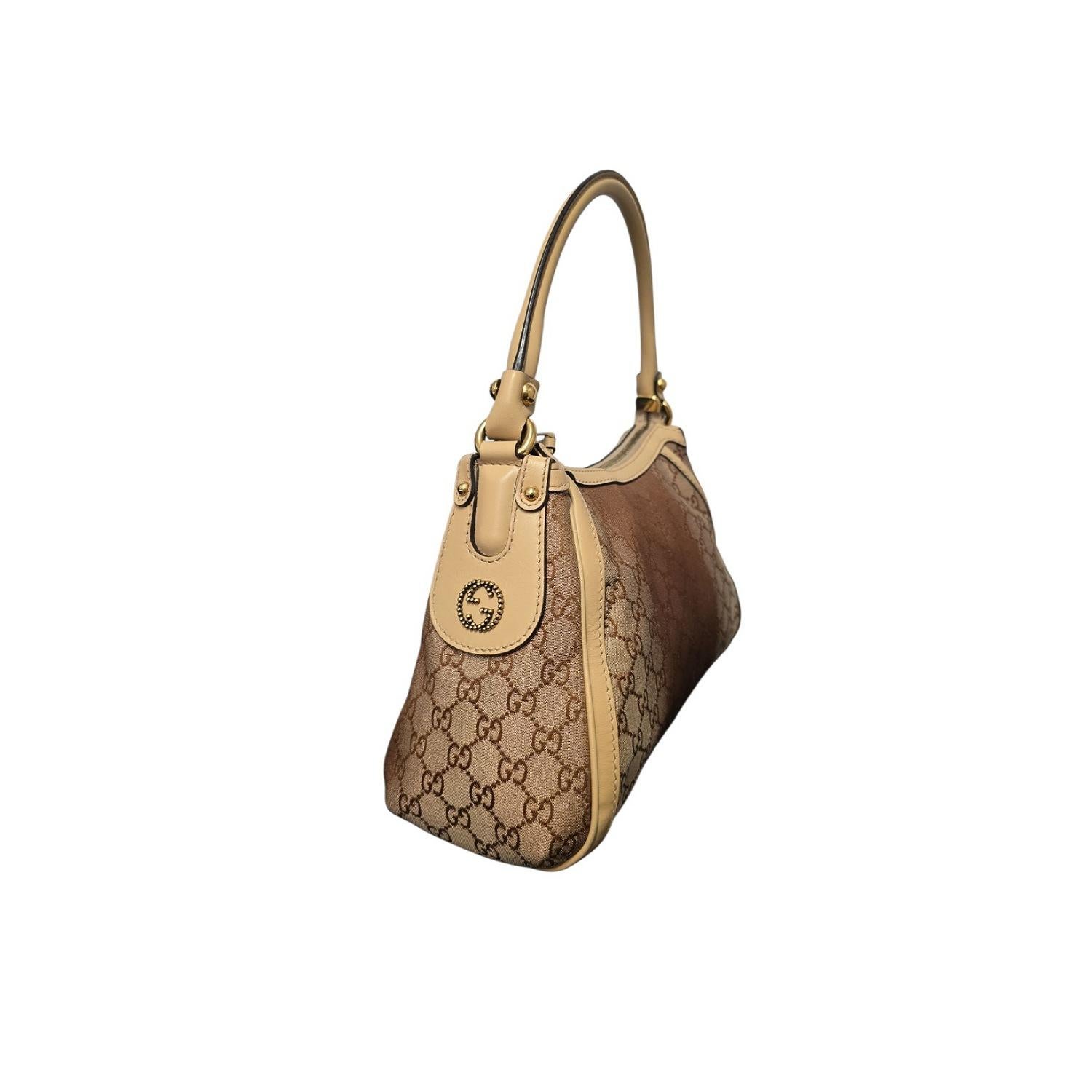 Gucci GG Monogram Shimmer Canvas Small Scarlett Hobo Bon état - En vente à Scottsdale, AZ