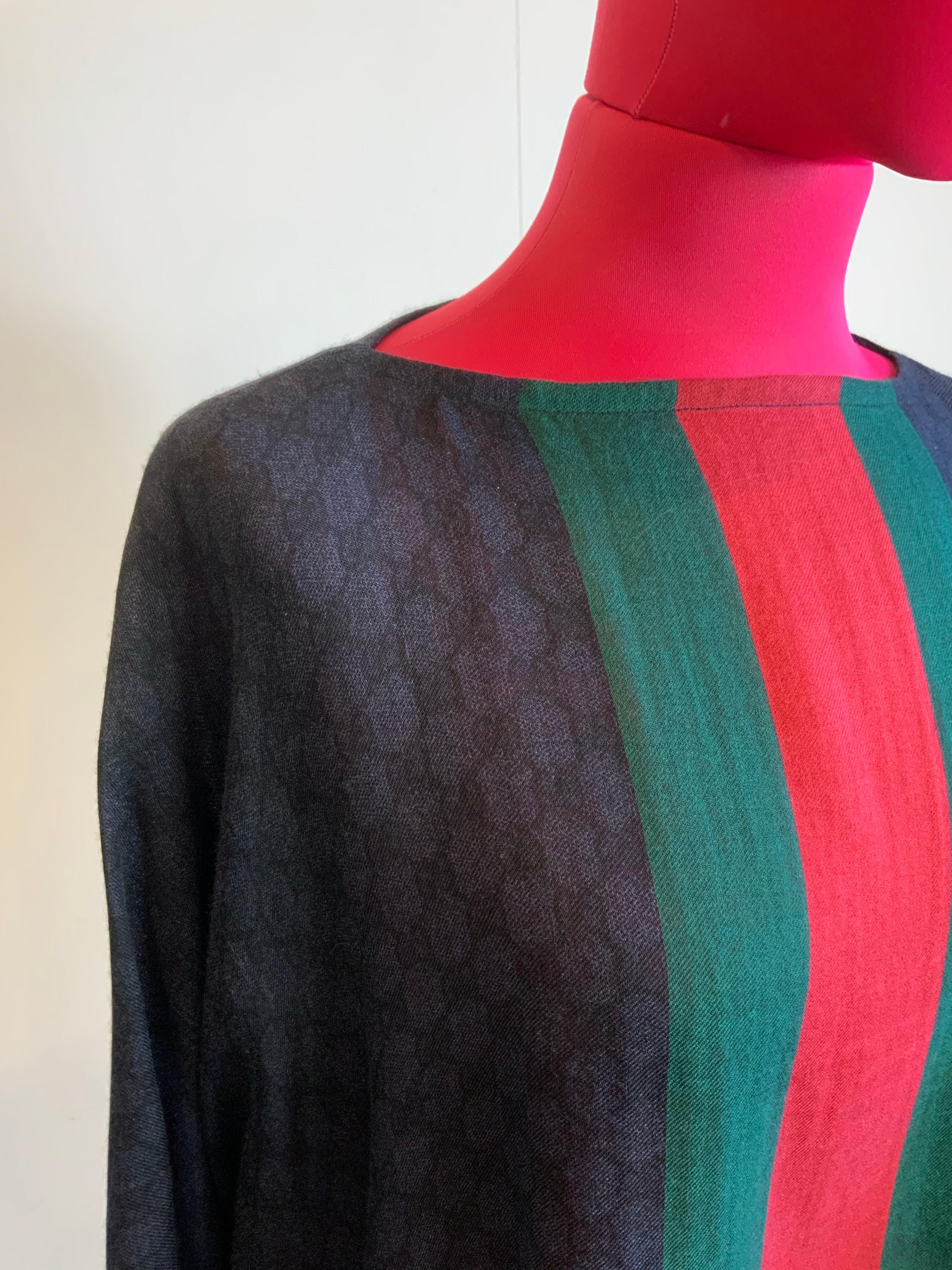 Gucci GG Monogram Stole Cape In Excellent Condition In Carnate, IT