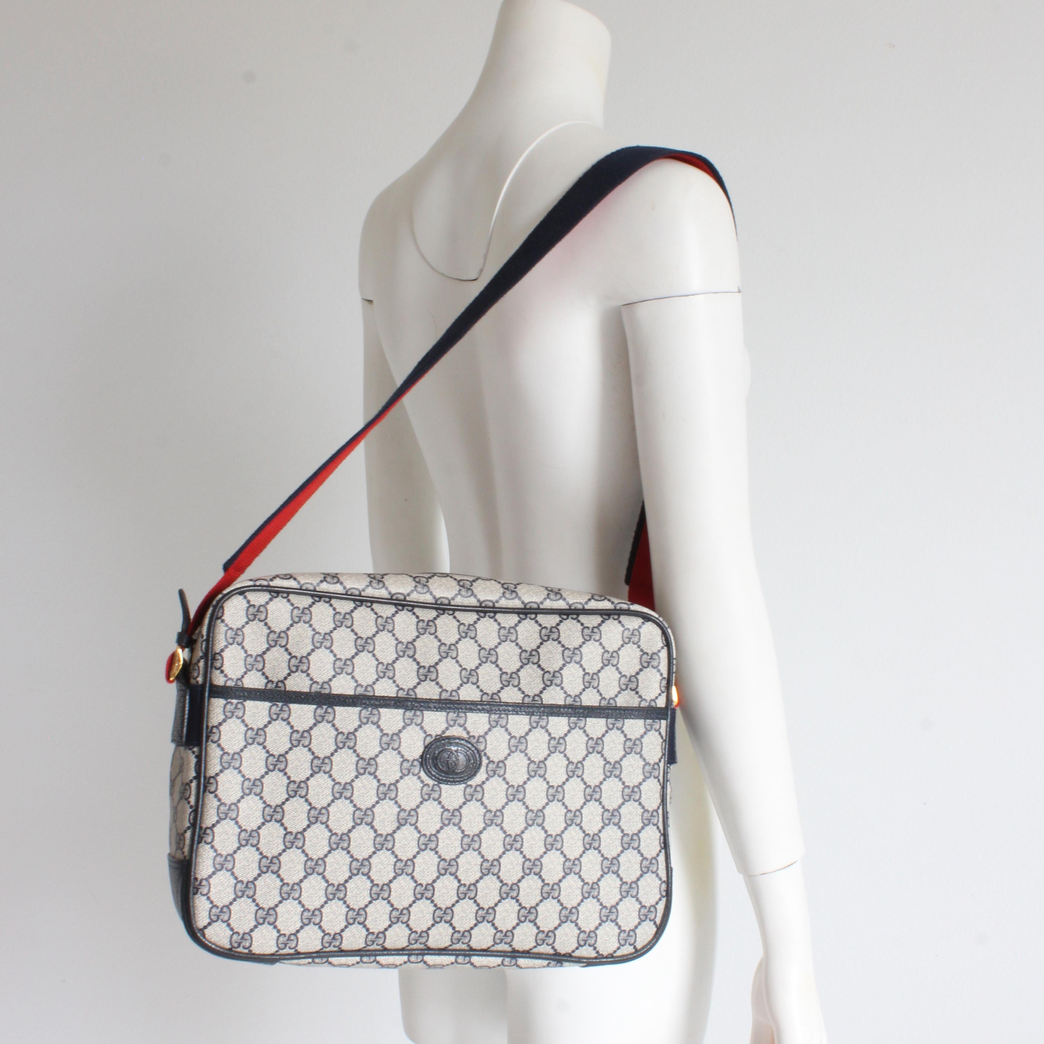 Women's or Men's Gucci GG Plus Messenger Bag Travel Carry On with Removable Pouch Navy Vintage For Sale