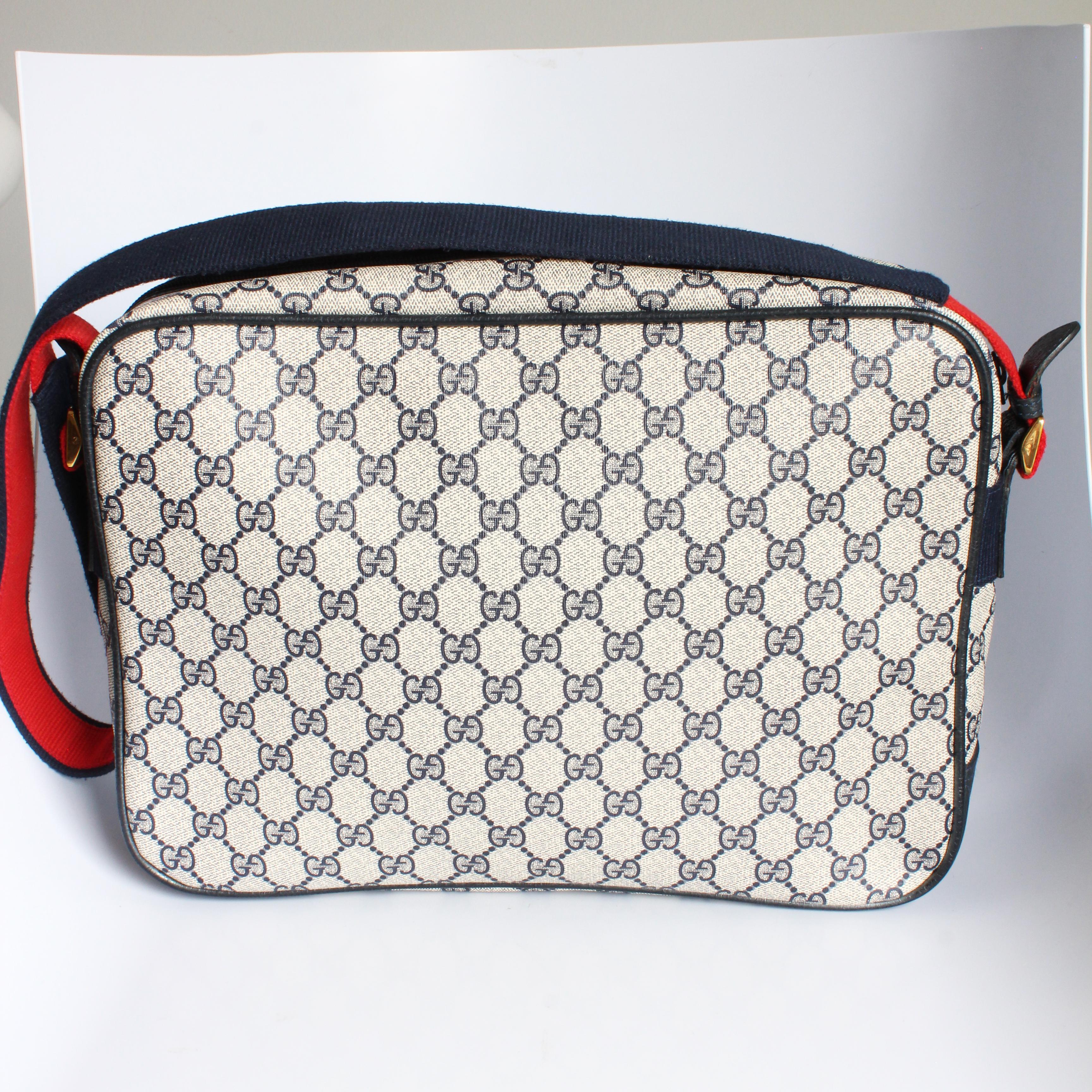 Gucci GG Plus Messenger Bag Travel Carry On with Removable Pouch Navy Vintage For Sale 4