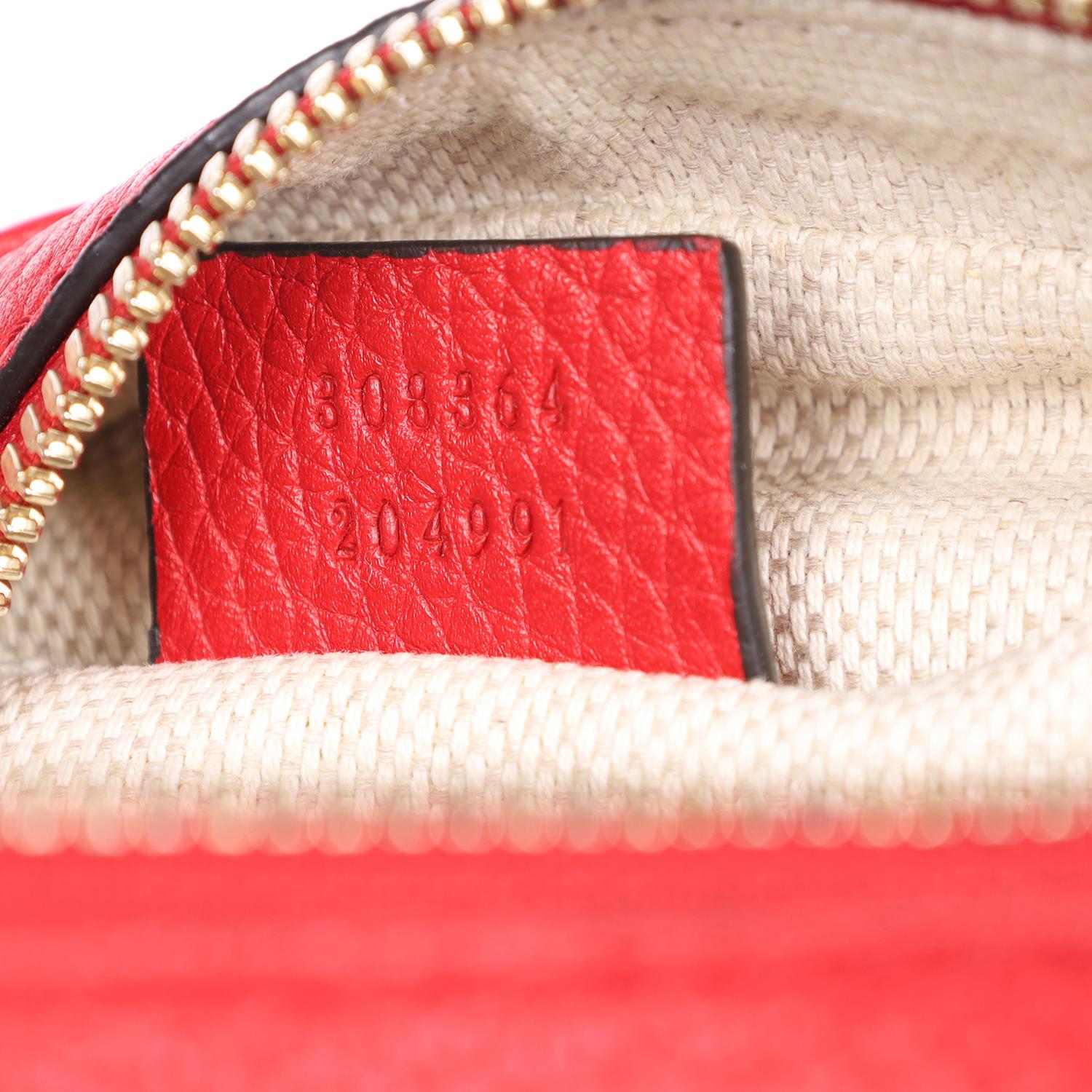 Gucci GG Rote Soho Disco Cross Body Bag aus Leder im Angebot 1