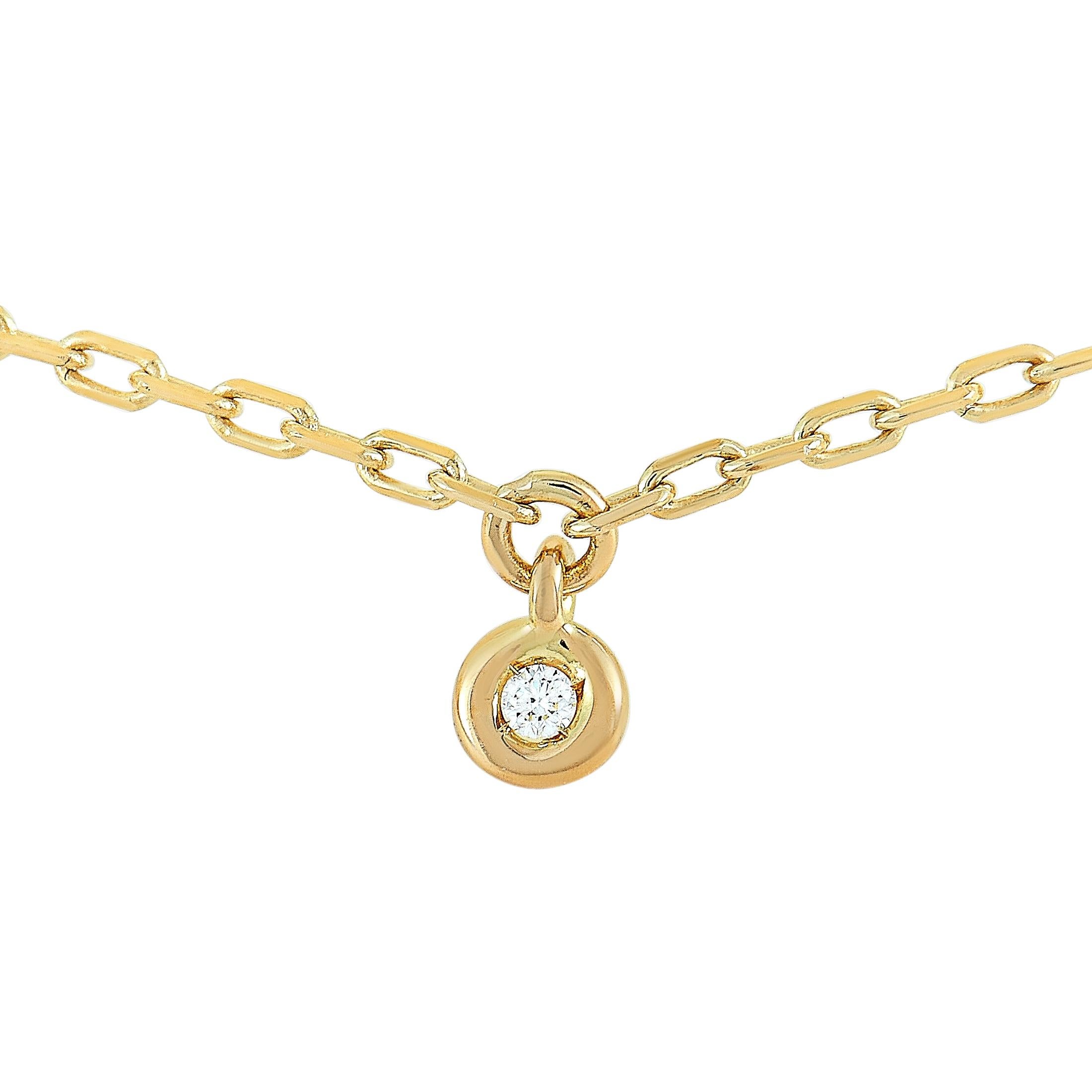 The Gucci “GG Running” bracelet is made out of 18K yellow gold and diamonds and weighs 2.3 grams. The diamonds boast GH color and VVS clarity and weigh approximately 0.20 carats in total. The bracelet measures 7” in length.
 
 This jewelry piece is
