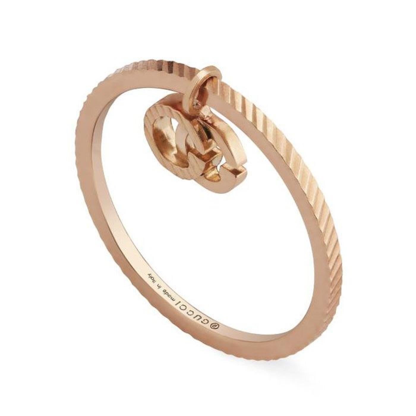 Contemporary Gucci GG Running Delicate Pendant Rose Gold Ring For Sale
