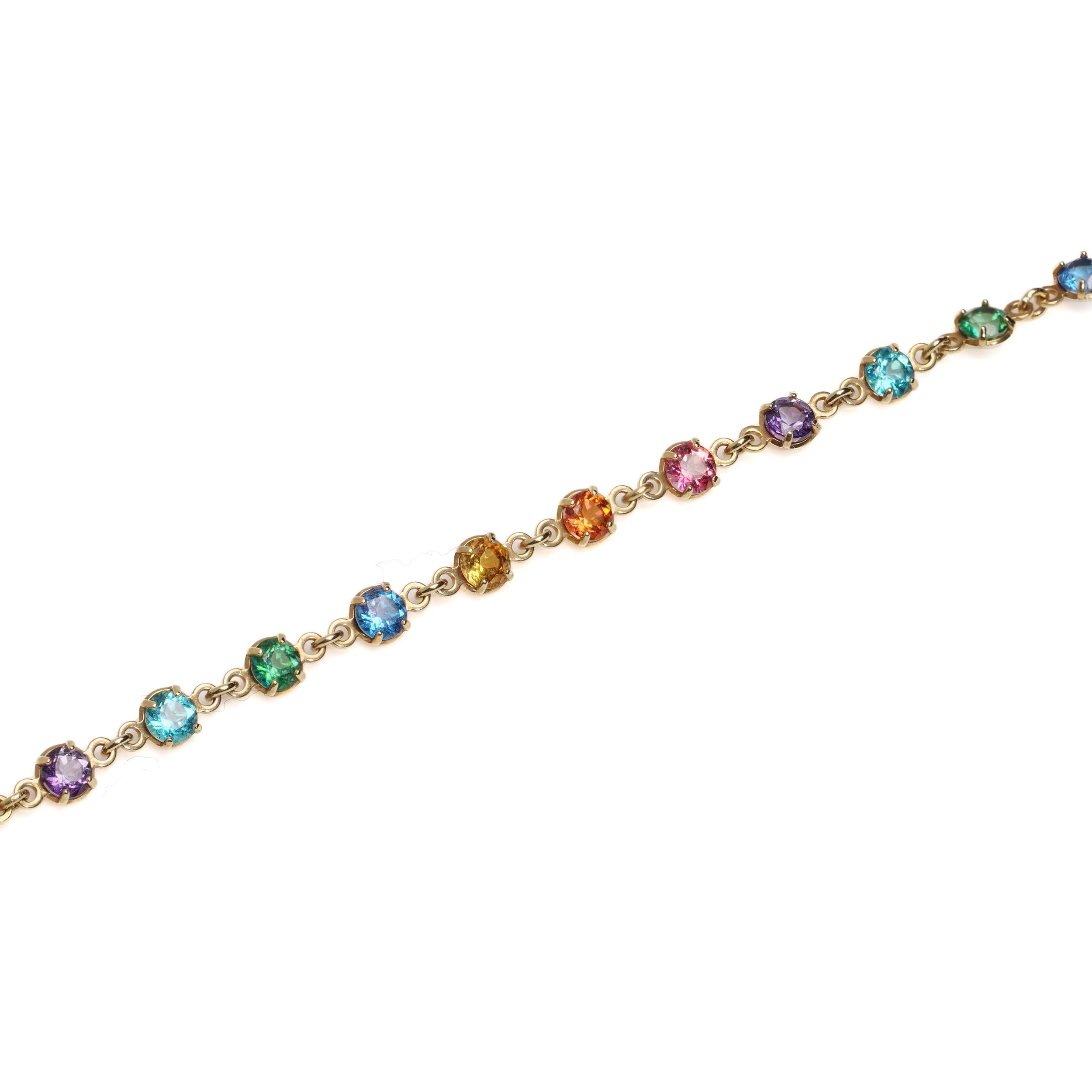 Gucci GG Running Multi-Stone Bracelet in 18K Yellow Gold For Sale 1