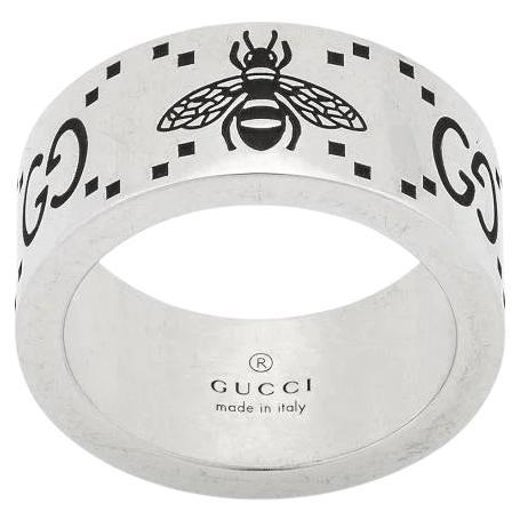 Gucci GG and Bee Engraved Cuff Bracelet, Size 20 Size 20 in Silver-Tone