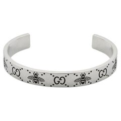 Gucci GG Bracelet manchette en forme d'abeille en argent sterling gravé YBA728296001