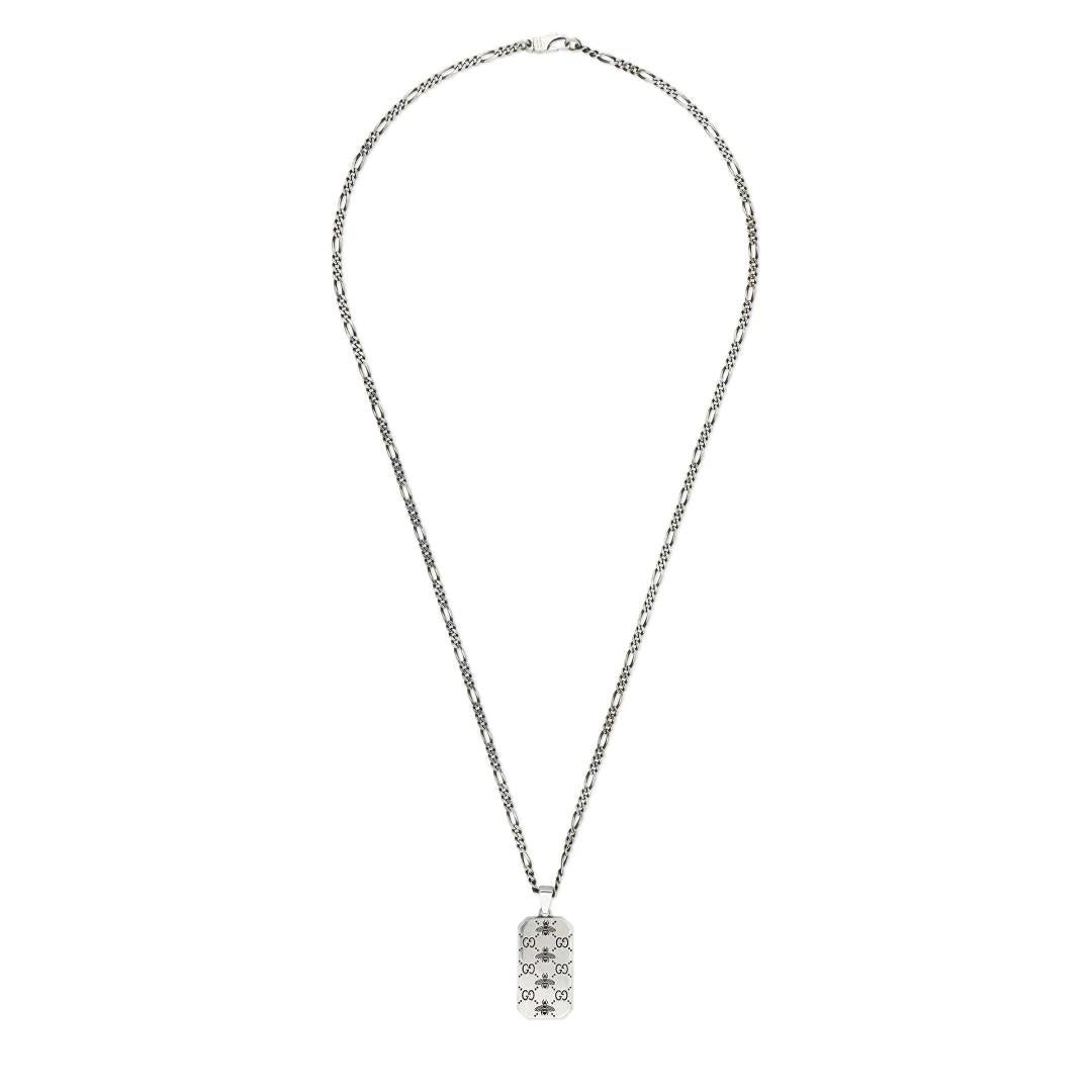 Gucci GG Sterling Silver Engraved Bee Identity Tag Necklace YBB728265001

The historical GG motif appears alongside a favorite House symbol, the bee. The contemporary feel to the design echos the gender-fluid approach that is seen throughout the