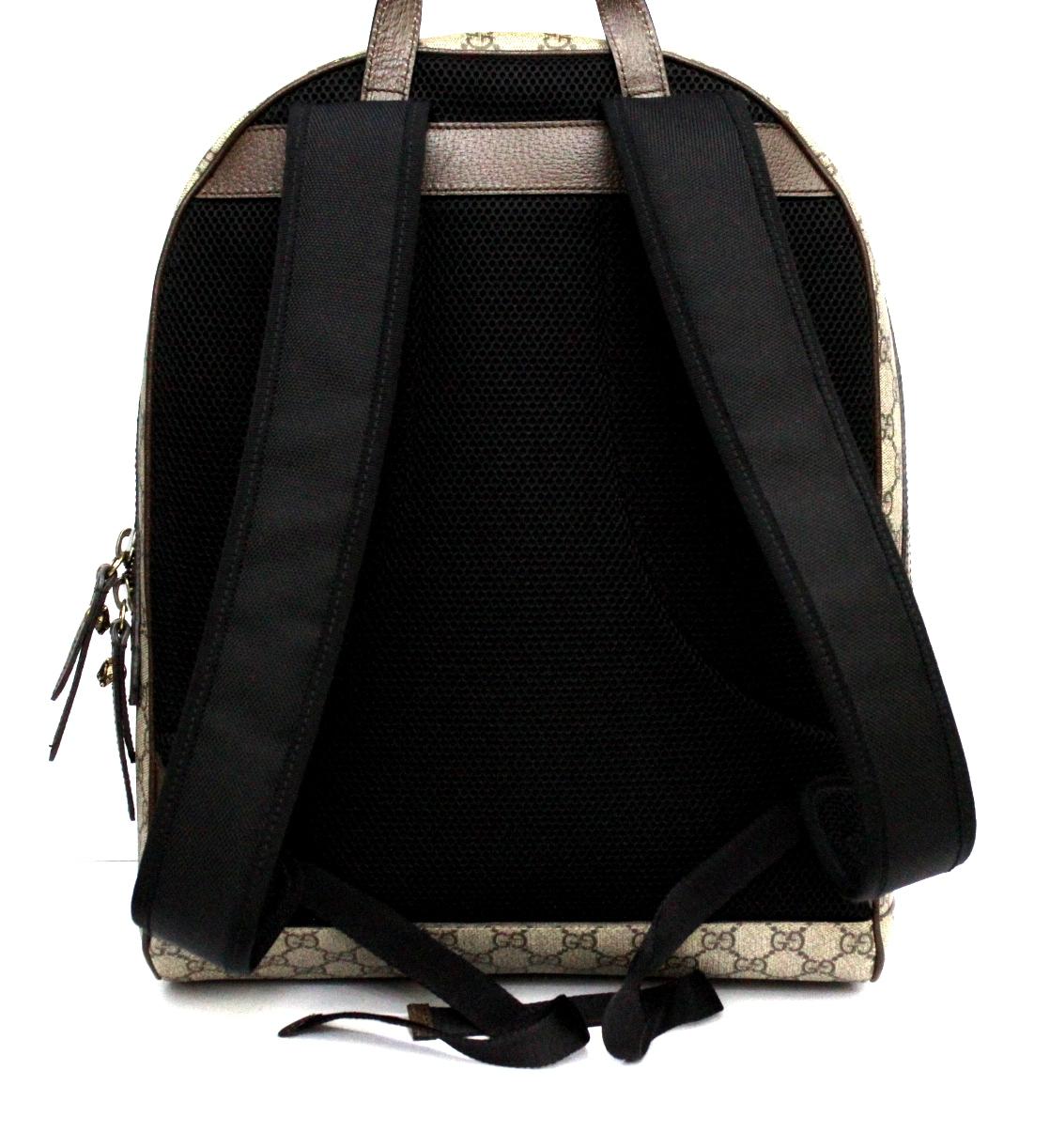 Animalier backpack in GG Supreme fabric with Web detail and hand embroidered, each made by expert Italian artisans with wool blend threads. Each embroidery can differ from a copy for the meticulous process of craftsmanship.
Beige / ebony GG Supreme