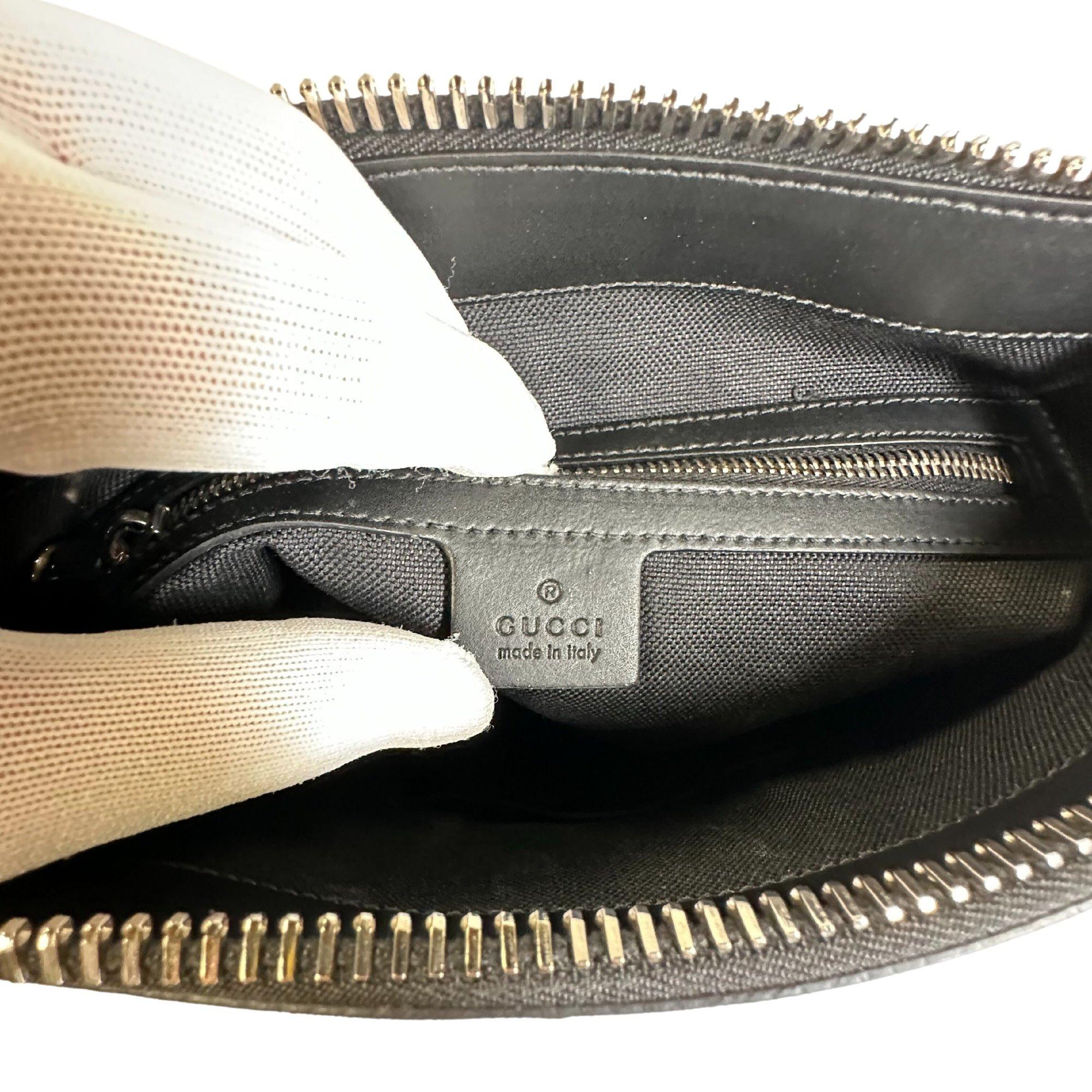 Gucci GG Supreme Black Monogram Web Flat Messenger Bag For Sale 2