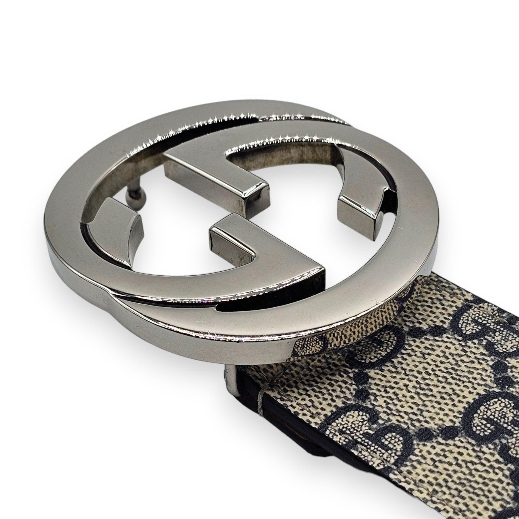 Ceinture Gucci GG Supreme Blondie Brown Blue.

Informations complémentaires :
Couleur : marron
Taille : 28 EU
Pays : Italie
Dimensions : Mesure 28