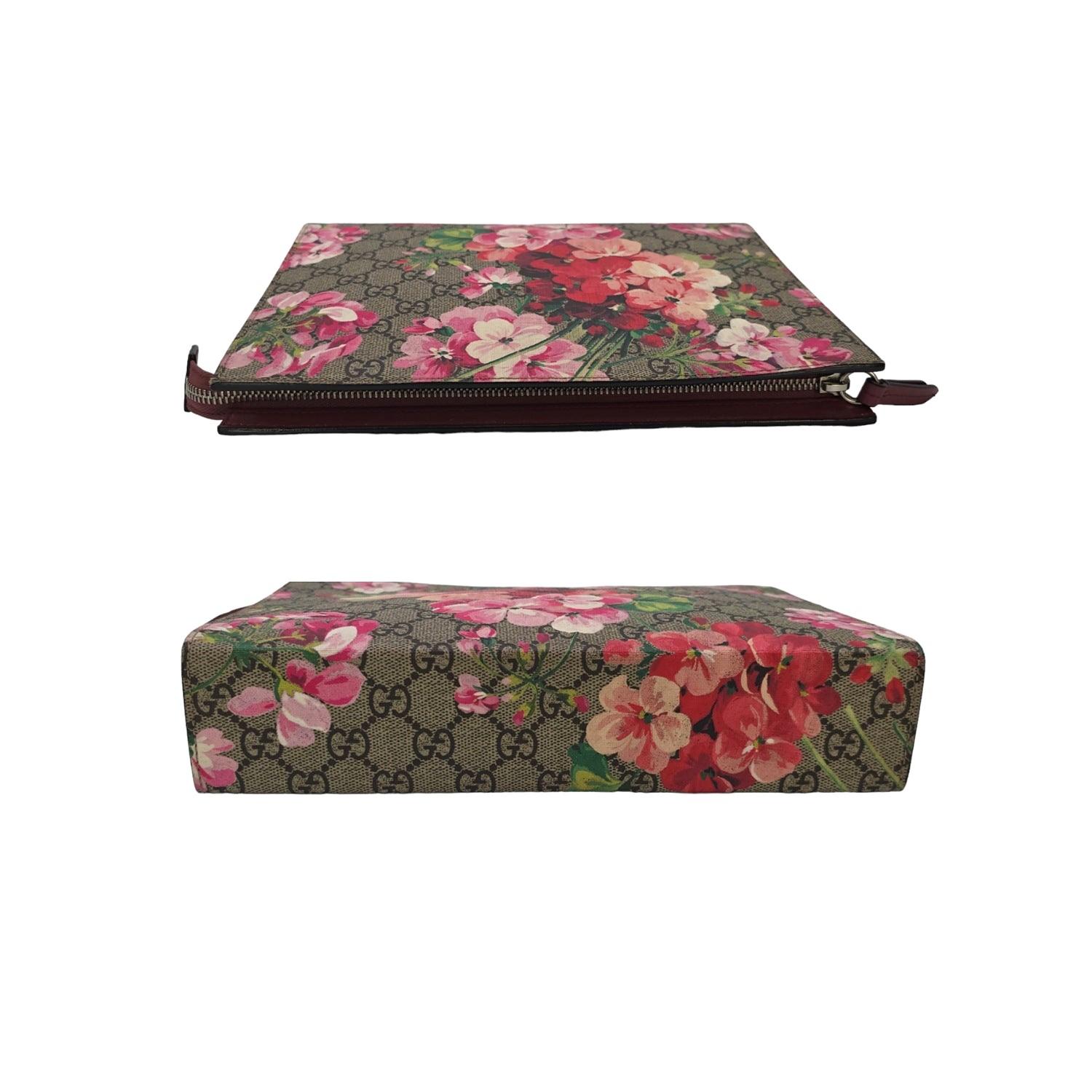 Women's Gucci GG Supreme Blooms Print Large Cosmetic Case