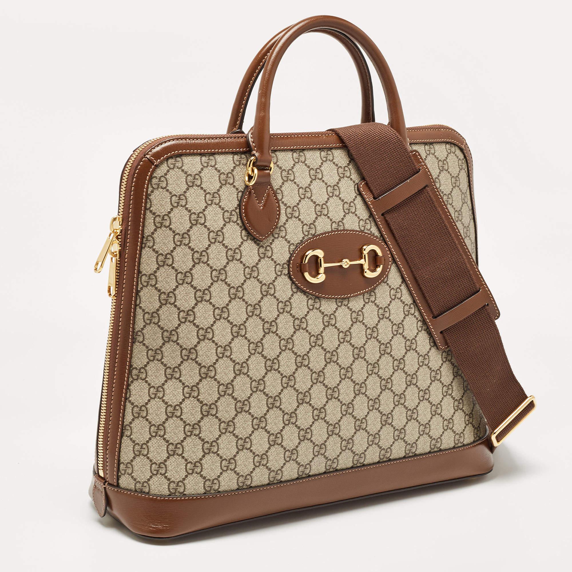 Gucci  GG Supreme Canvas and Leather Horsebit 1955 Duffel Bag In Excellent Condition In Dubai, Al Qouz 2