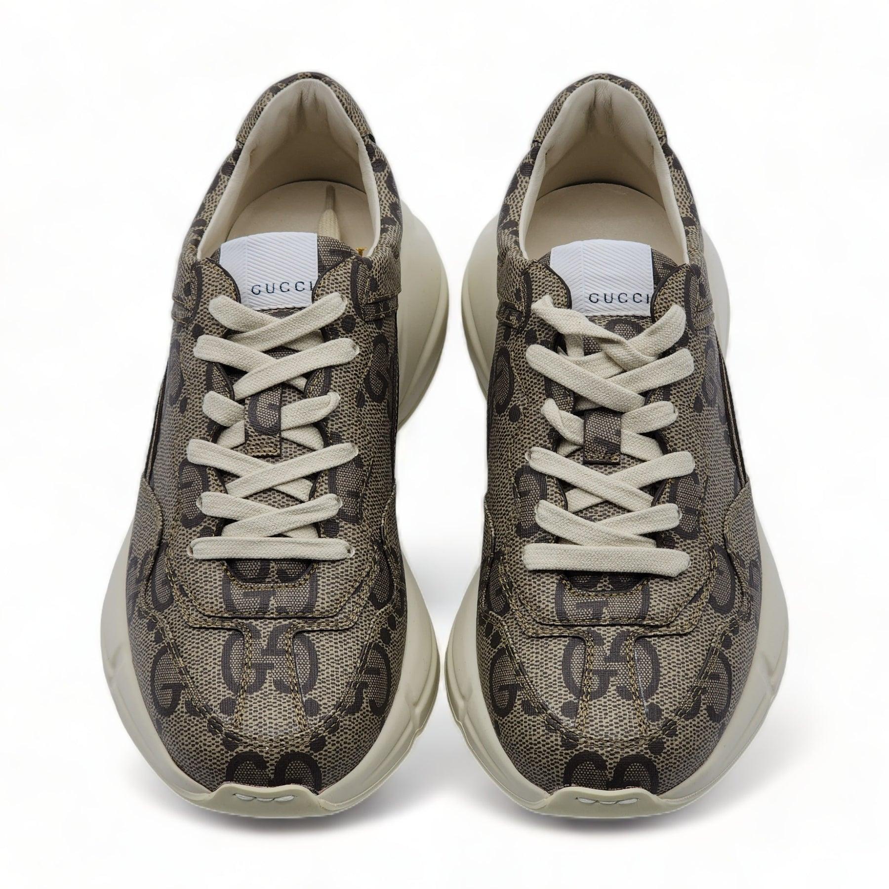 Brown Gucci GG Supreme Canvas Men's 100 Rhyton Sneaker For Sale