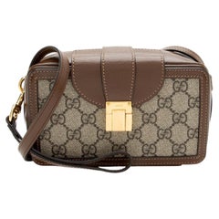 Gucci GG Supreme Clasp Camera Bag