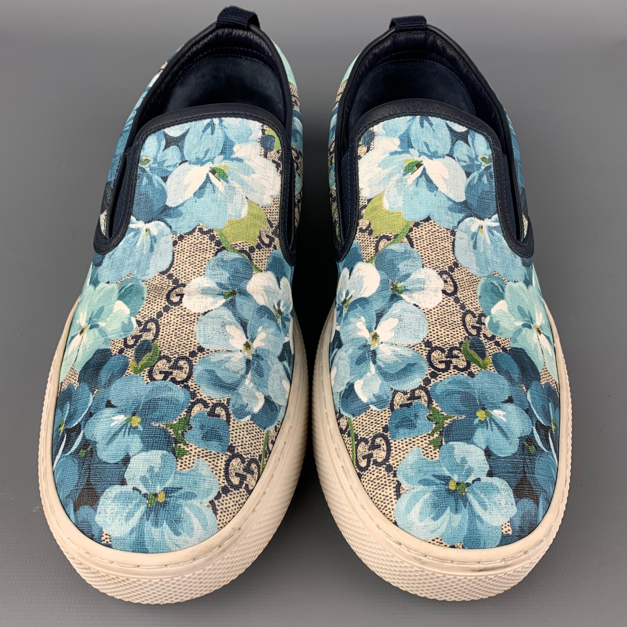 GUCCI GG Supreme Monogram Blooms Dublin Size 9 Blue & White Floral Sneakers In Good Condition In San Francisco, CA
