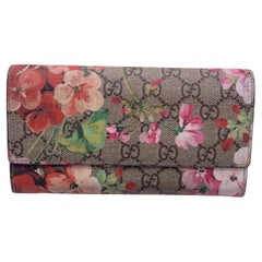 Used Gucci GG Supreme Monogram Canvas Pink Blooms Continental Wallet