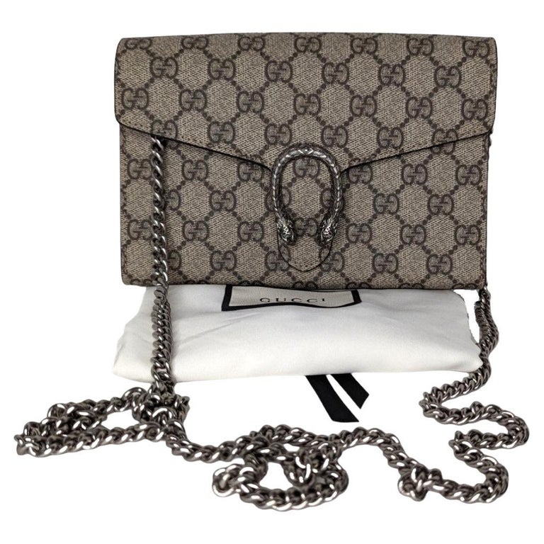 konto Arkæologi Slikke Gucci GG Supreme Monogram Dionysus Chain Wallet For Sale at 1stDibs