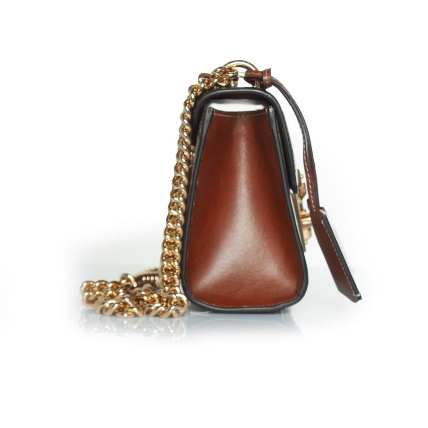 Gucci, GG supreme sac monogramme cadenas 1