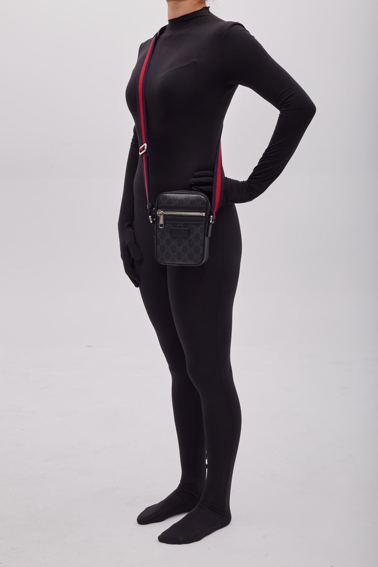 Gucci GG Supreme Monogram Web Messenger Bag Nero