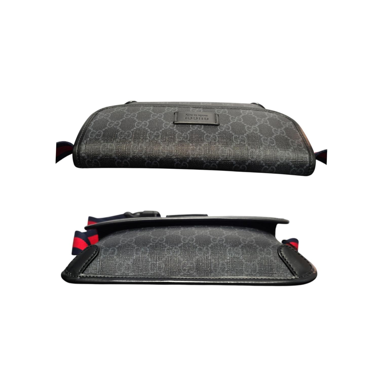 Gucci GG Supreme Monogram Web Slim Belt Bag in vendita 1